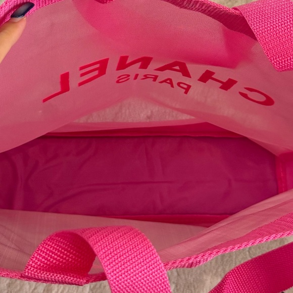 NWT Chanel Paris Pink Tote Bag - Picture 4 of 4